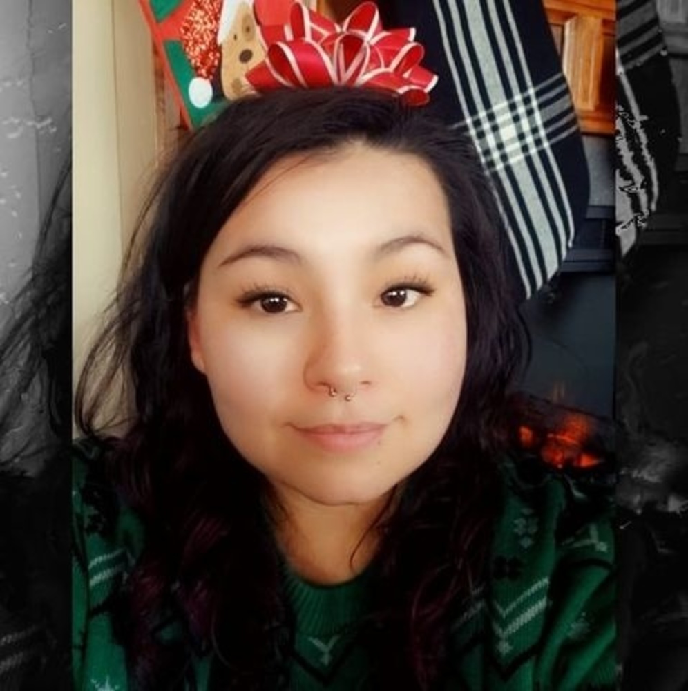Meet your Posher, Adriana